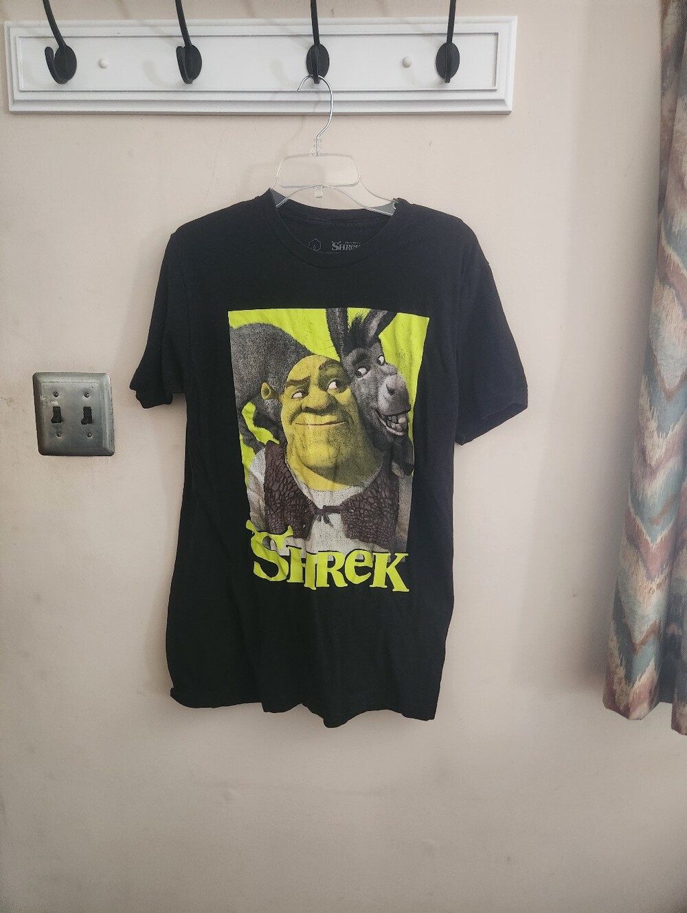 🎉 Men's Shrek Themed Tee